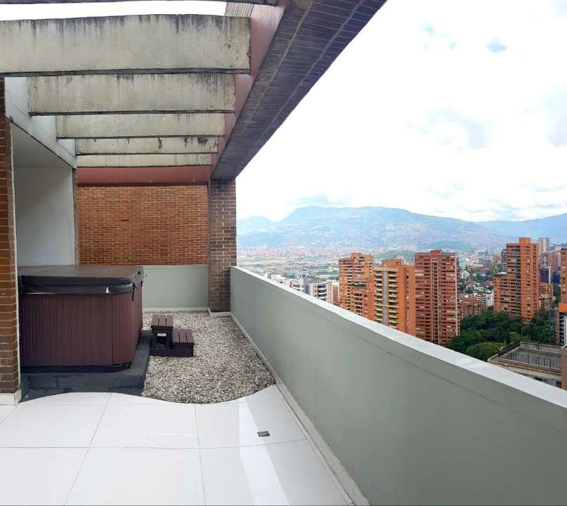 Venta Apartamento Loma de los Parra